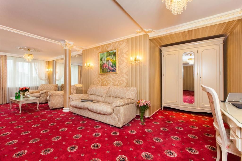 Отель Conference Hotel Suputnyk Львов